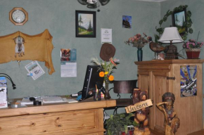 Гостиница Long Holiday Motel  Ганнисон